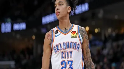 黃澤林澳網資格賽首戰告捷，哈萨克球員被擊敗，巴西新星將成下場對手